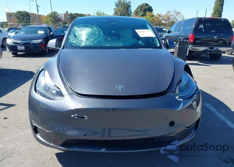 2022 Tesla Model Y Performance Dual Motor All-Wheel Drive z USA, uszkodzony, nr VIN 7SAYGDEF8NF398556